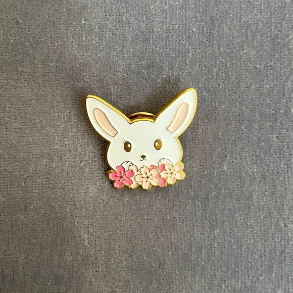 Flower Bunny Enamel Pin - Picture 2 of 4